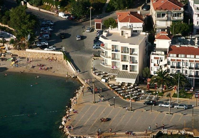 Kerman Hotel Cesme Bagian luar foto