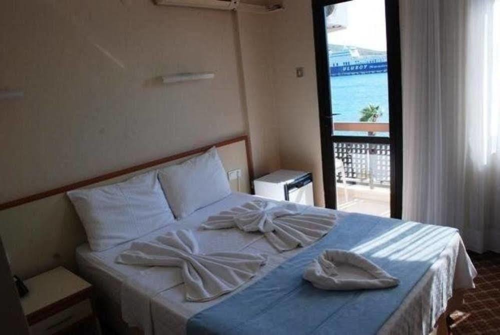 Kerman Hotel Cesme Bagian luar foto