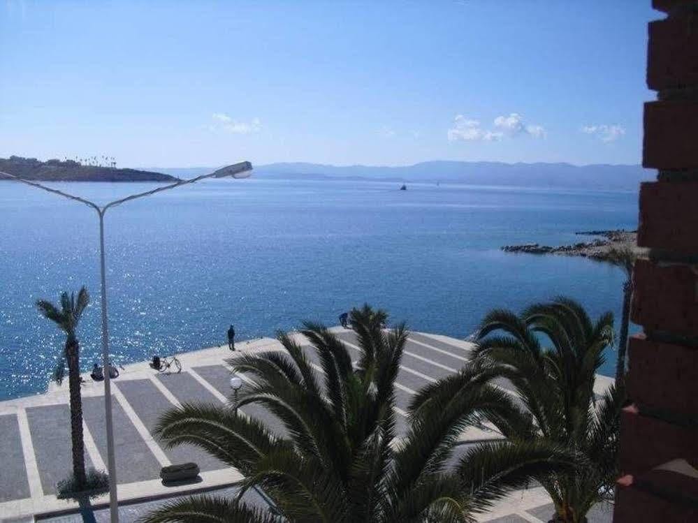 Kerman Hotel Cesme Bagian luar foto