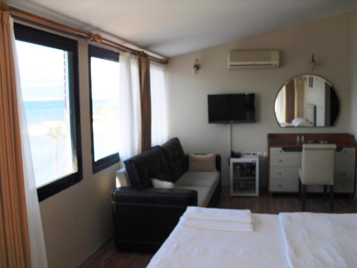 Kerman Hotel Cesme Bagian luar foto