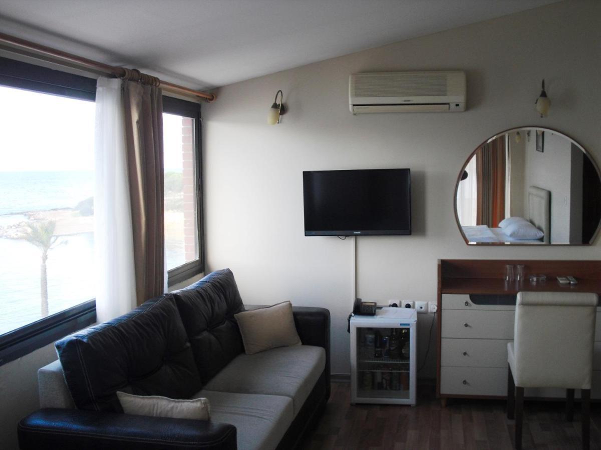 Kerman Hotel Cesme Bagian luar foto