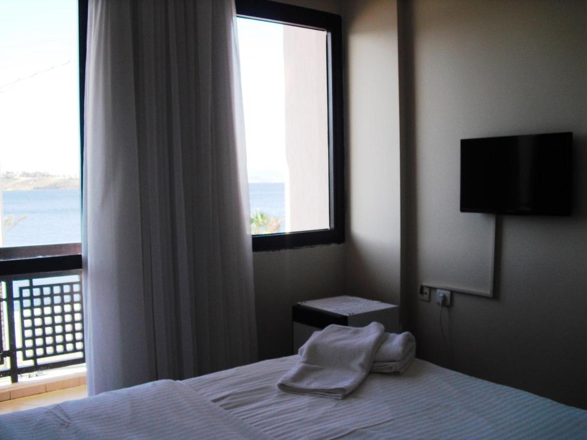 Kerman Hotel Cesme Bagian luar foto