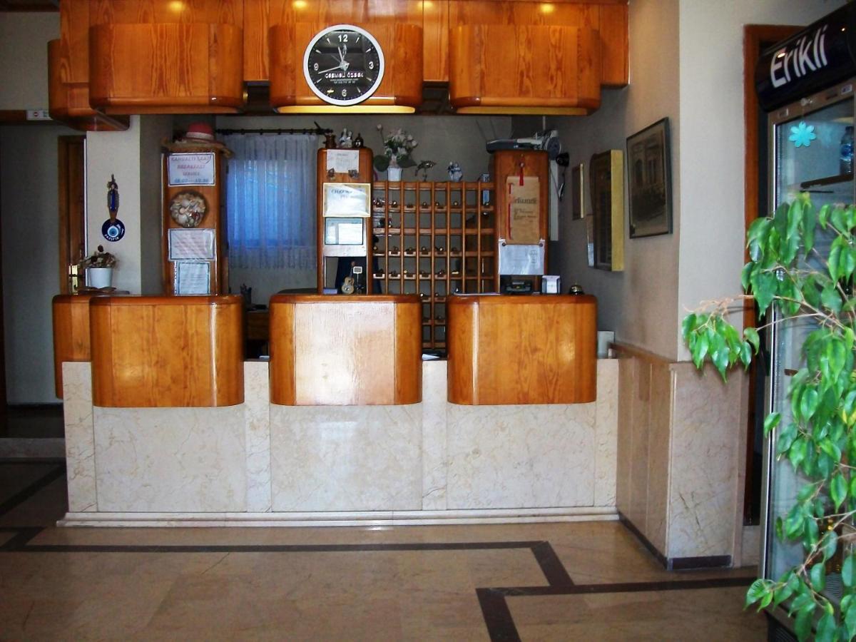 Kerman Hotel Cesme Bagian luar foto