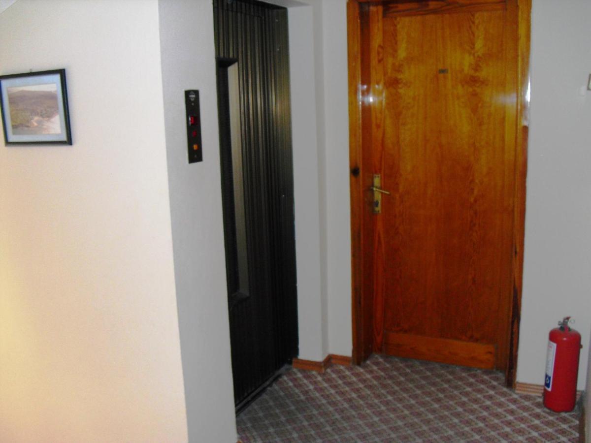 Kerman Hotel Cesme Bagian luar foto